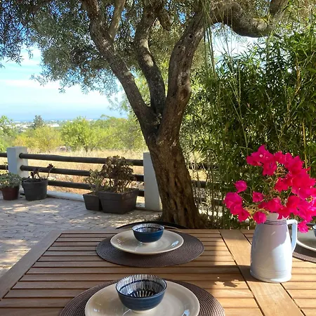 Casinha Serena Holiday home *